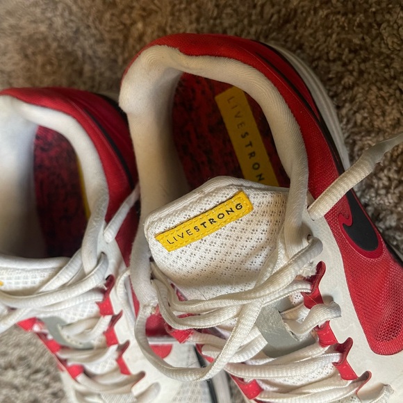 Nike Livestrong shoes - Picture 4 of 6